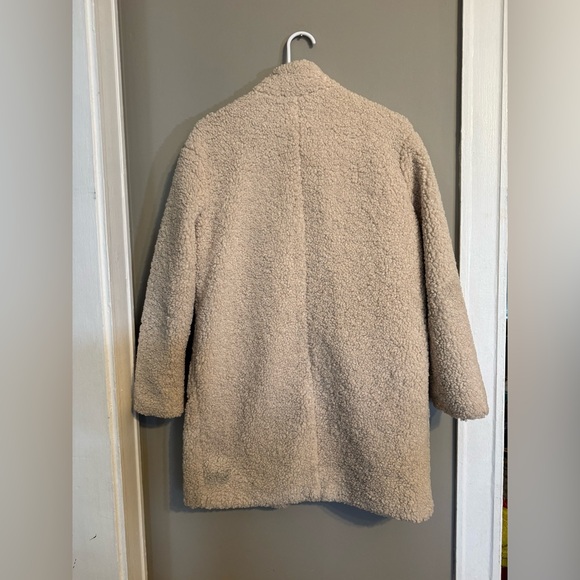 Banana Republic Women's Cream Teddy Coat - Picture 8 of 9